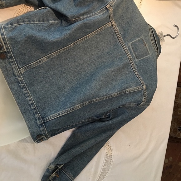 Vintage Levi jacket believed late 80s/early 90s - Picture 2 of 8